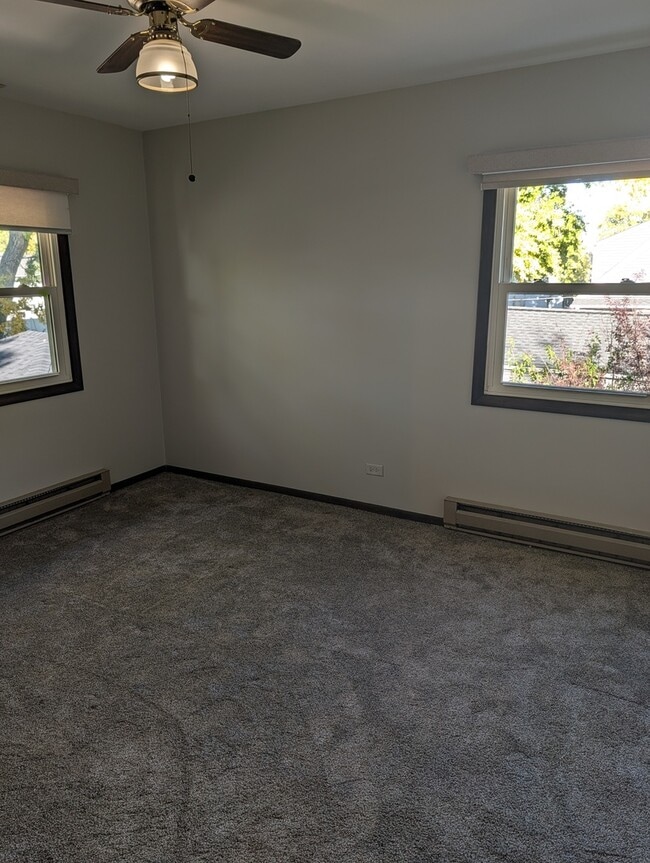 Building Photo - 342 Sunrise Ave