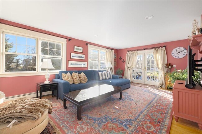 Building Photo - 9 White Terrace