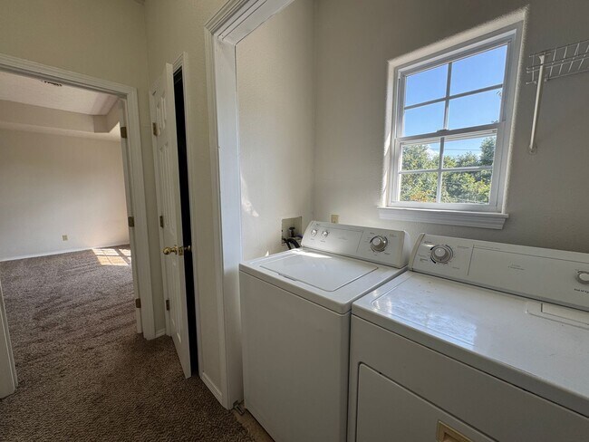 Building Photo - 318 Carmel Valley Way