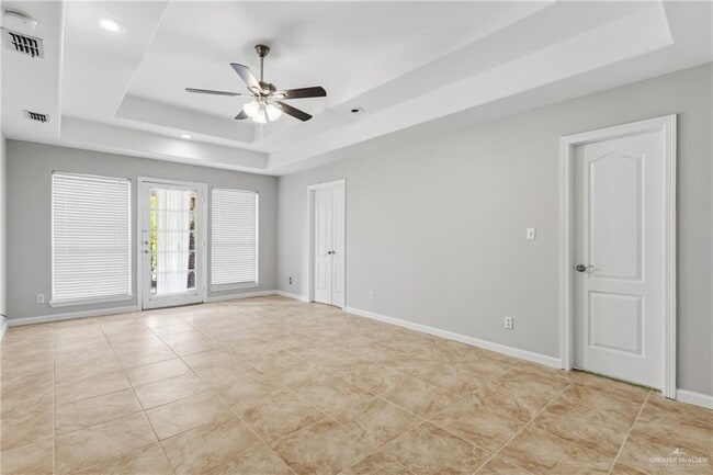 Building Photo - 21 S 25th St