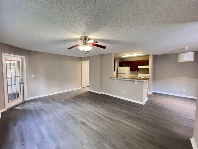 Building Photo - Great Apartment for rent!