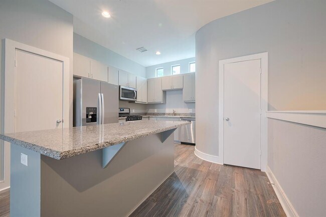 Building Photo - 3501 Link Valley Dr.