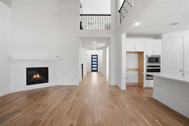 Building Photo - 537 Oakmoss St