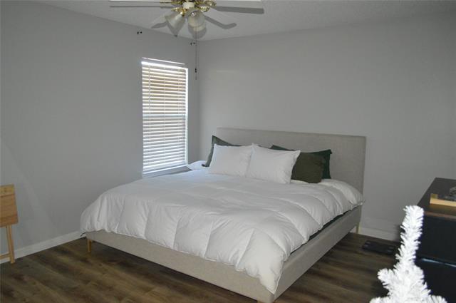 Building Photo - 2712 Lazy Oak Dr