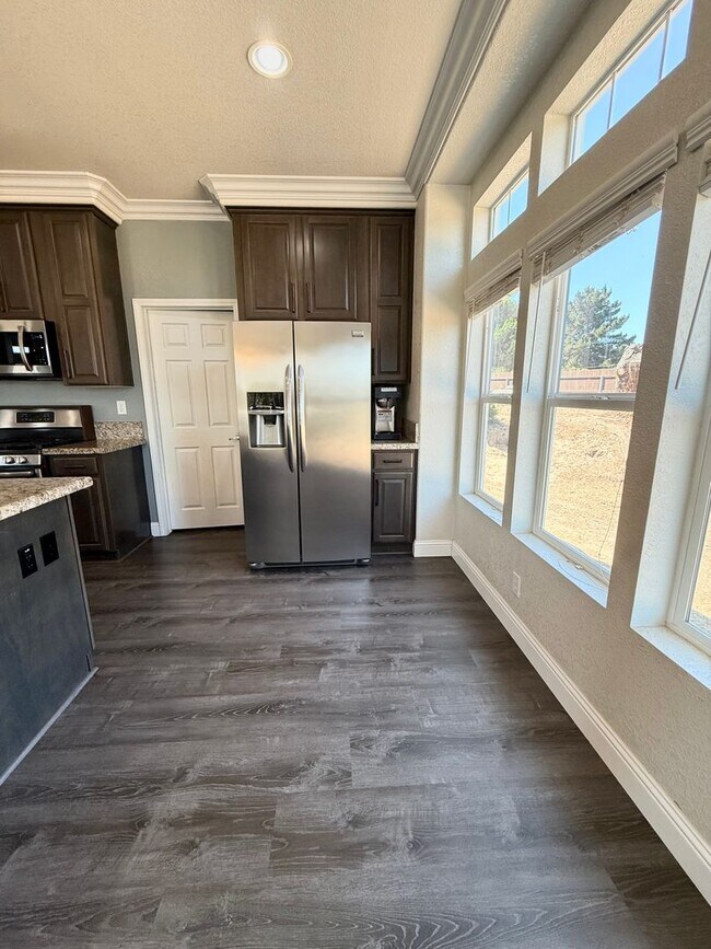 Building Photo - BEAUTIFUL 4 BEDROOM 2 BATH HOME IN ARROYO ...
