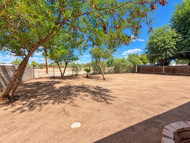 Building Photo - 3841 N 63rd Dr