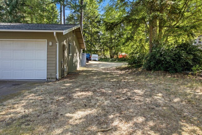 Building Photo - 7401 56th Ave Ct NW