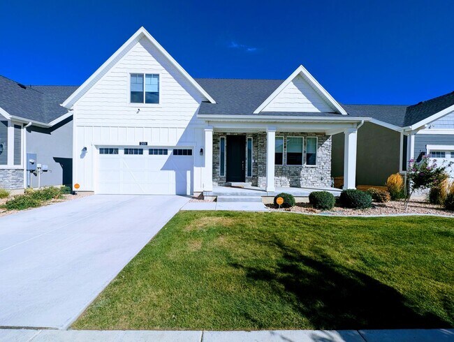 Building Photo - Lovely, spacious, newly built Lehi House!!