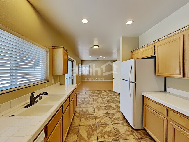 Building Photo - 3719 Morning Canyon Ct