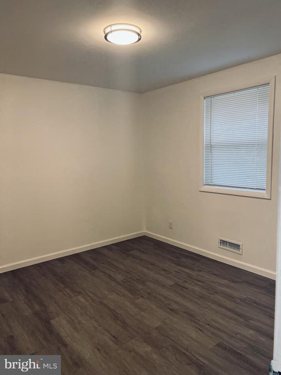 Building Photo - 1407 Gordon Dr