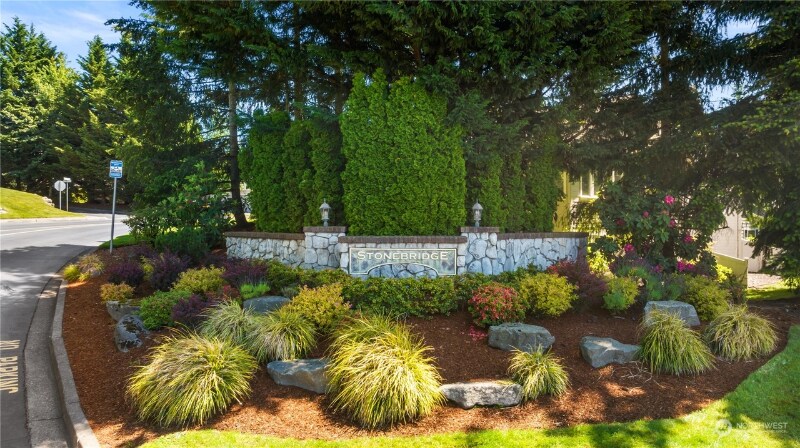 Building Photo - 4123 Fieldstone Dr