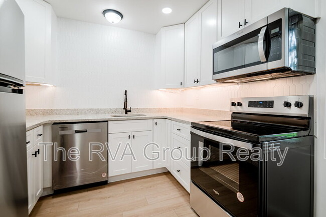 Building Photo - 5408 Westbourne Dr