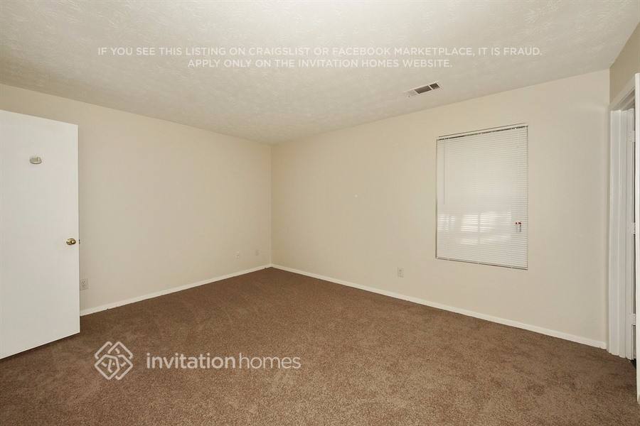 Building Photo - 1467 Shenta Oak Dr