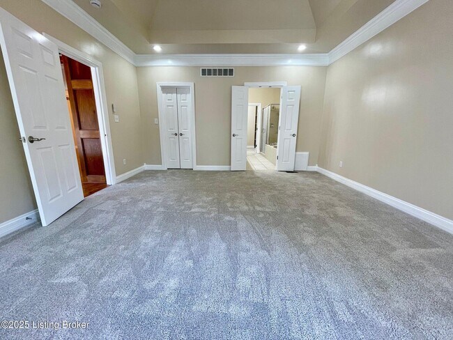 Building Photo - 3234 Ridge Brook Cir