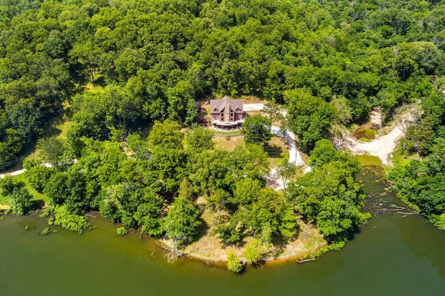 Building Photo - 19845 Groth Rd