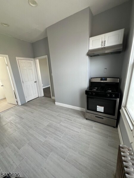 Building Photo - 777 E 18th St