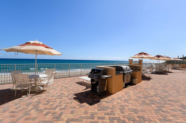 Building Photo - 4505 S Ocean Blvd