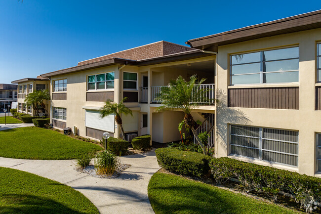 Building Photo - Gulf Harbors Condo's