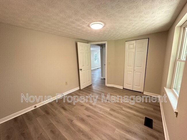 Building Photo - 203 Ave B