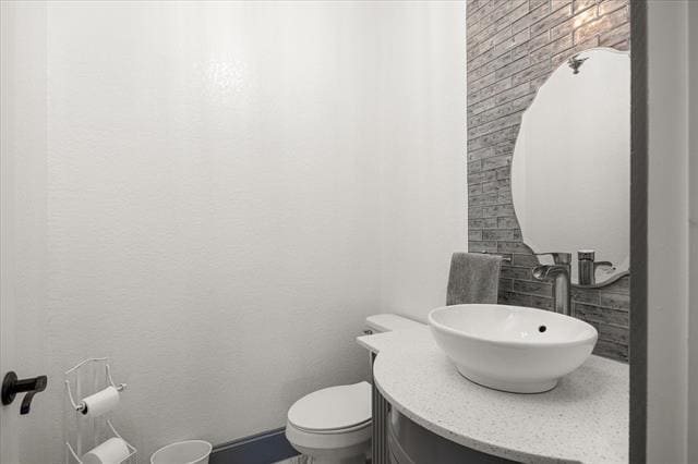 Building Photo - 2310 Vienna Dr