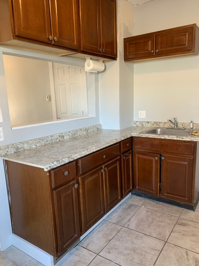 Kitchen - 110 W Harry Ave