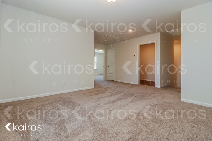Building Photo - 247 Western Red Cedar Dr