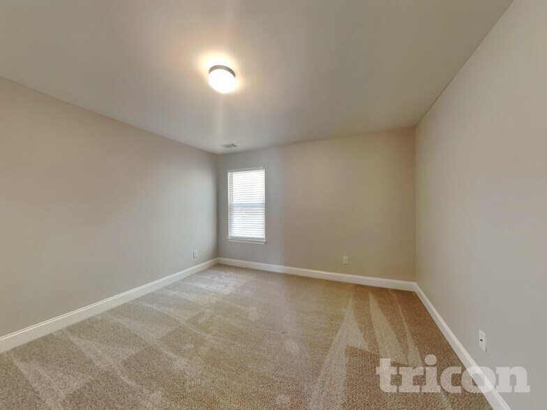 Building Photo - 1570 Campbell Ridge Ln