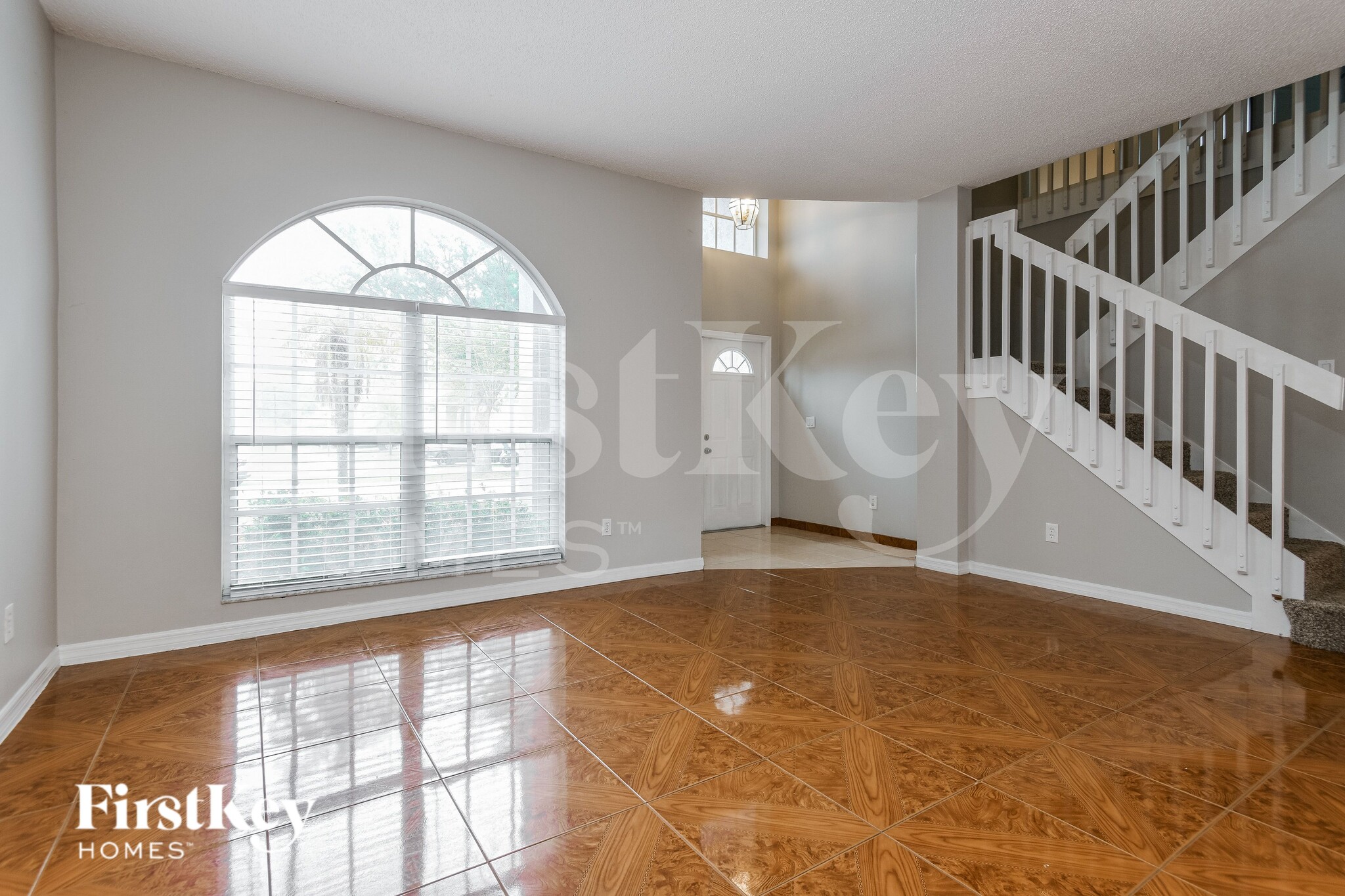 Building Photo - 12816 Enclave Dr