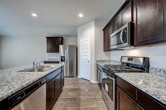 Building Photo - 1710 Goose Island Ln