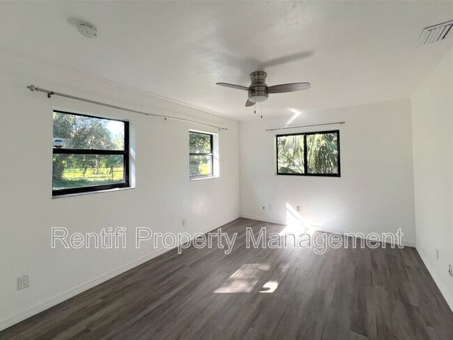 Building Photo - 10951 Ruden Rd