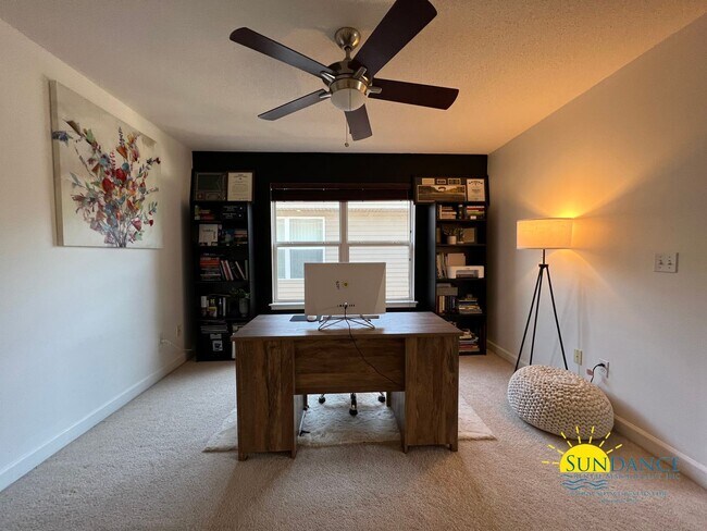 Building Photo - Impeccable 3 Bedroom Home in Shalimar!