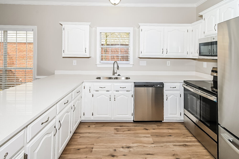 Building Photo - 2685 Graystone Dr