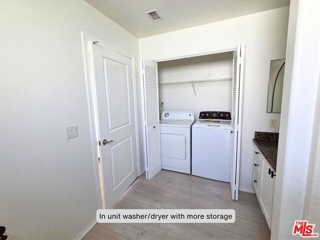 Building Photo - 100 S Alameda St