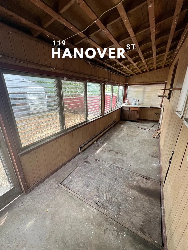 Building Photo - 119 Hanover Dr