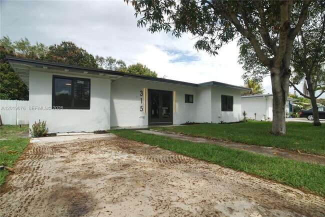 Building Photo - 315 NW 127th St