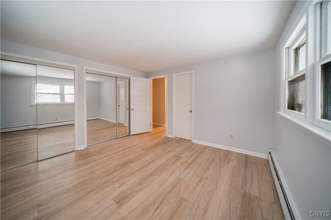 Building Photo - 4618 Brickyard Falls Rd