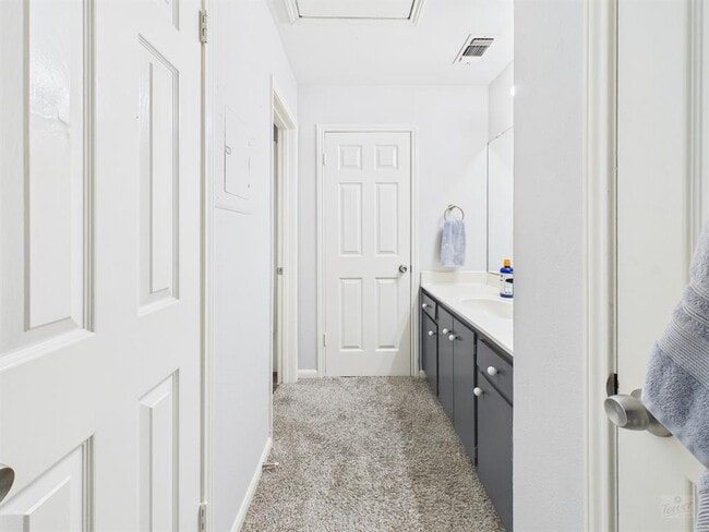 Building Photo - 2529 Rio Grande St