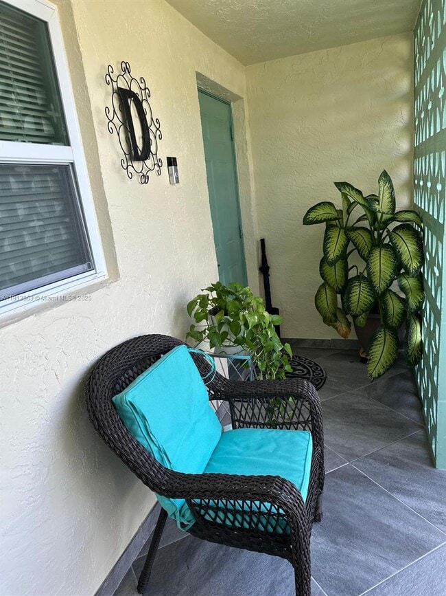 Building Photo - 5169 Lakefront Blvd