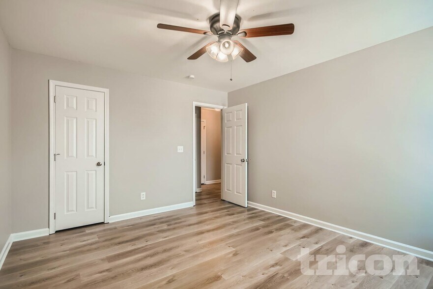Building Photo - 4021 Raccoon Run Ct
