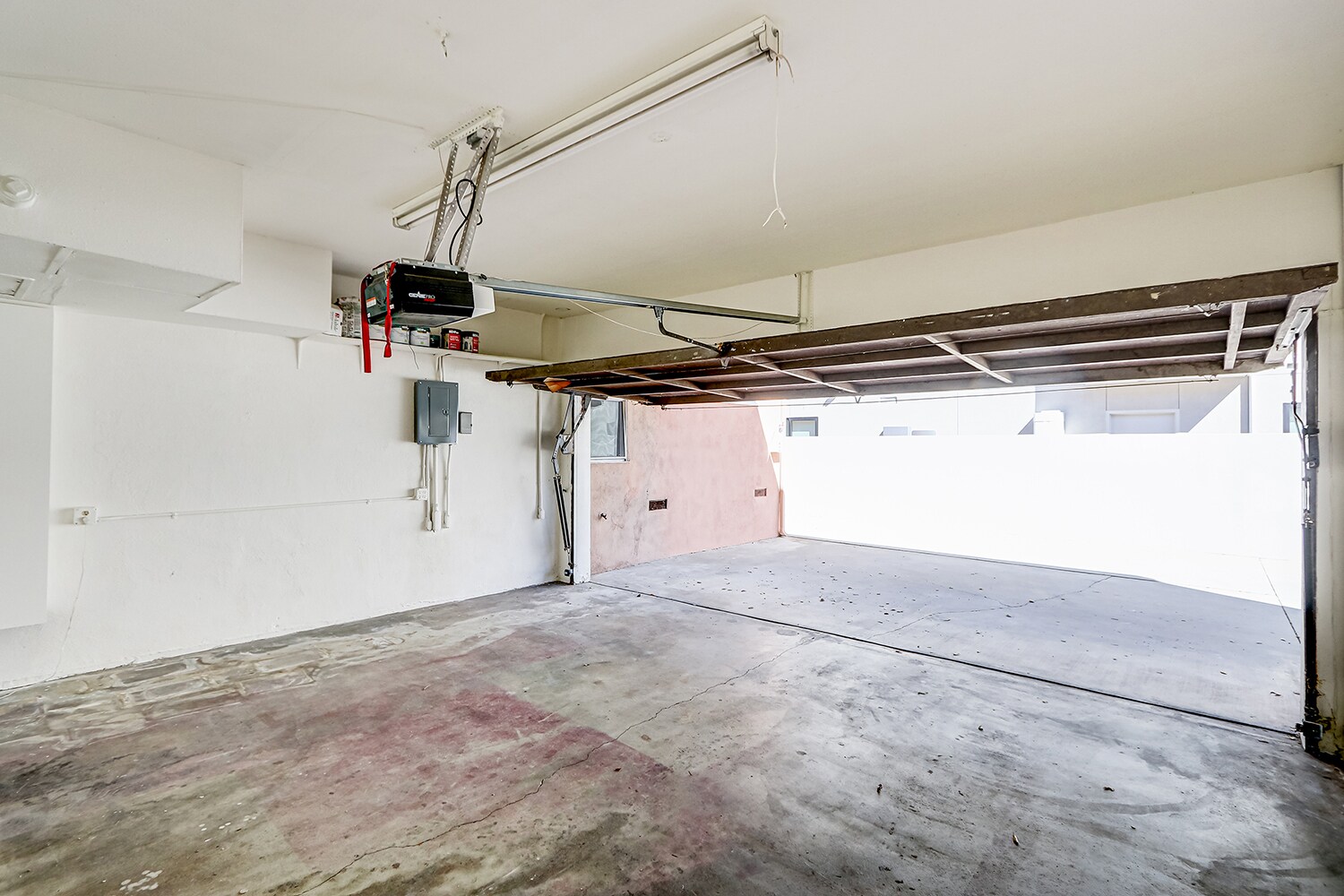 Building Photo - 2312 Grant Ave