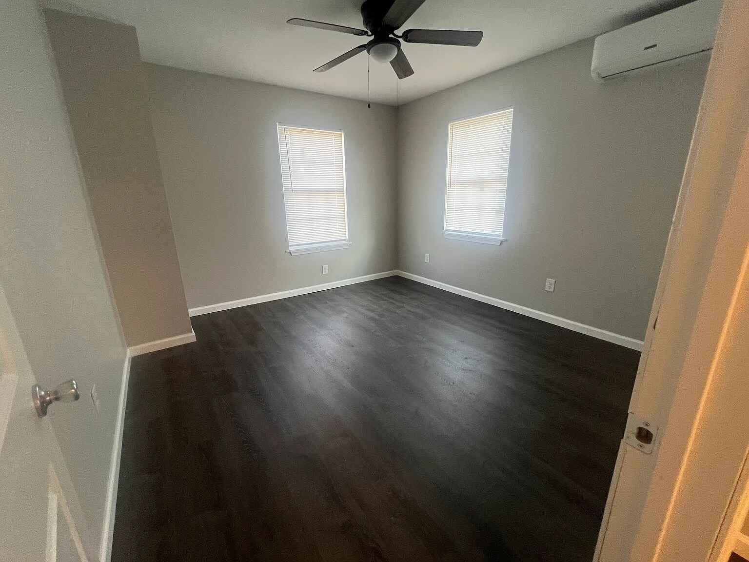 Building Photo - 348 Elm St