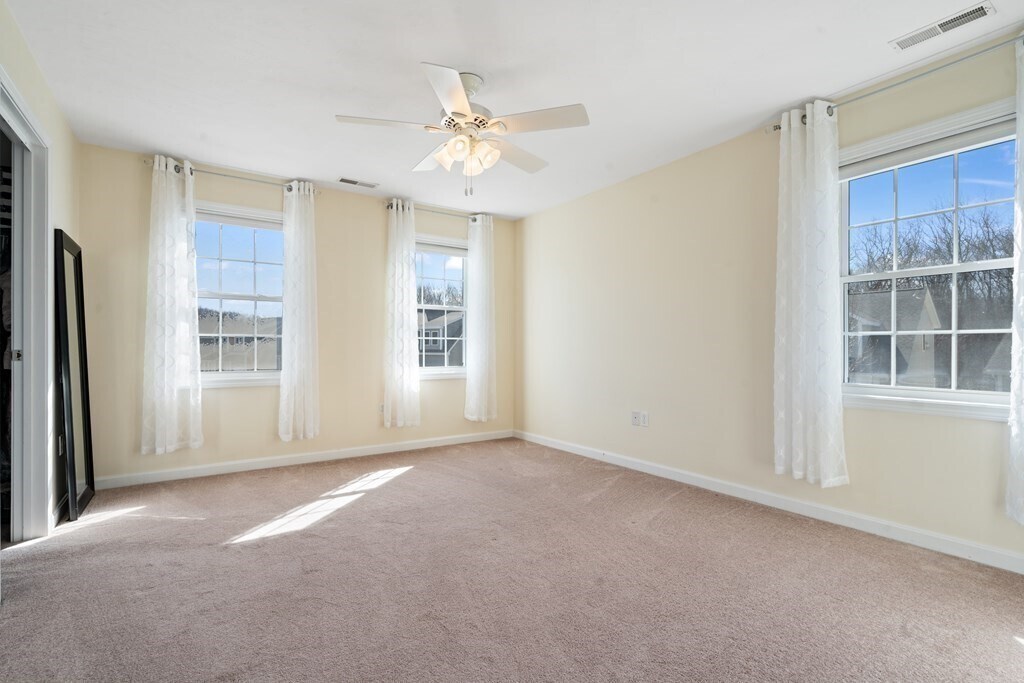 Building Photo - 20 Denworth Bell Cir