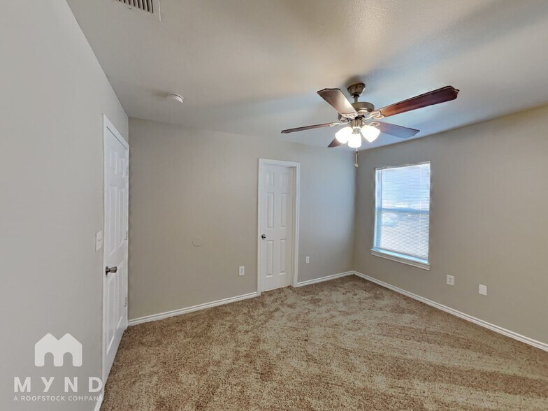 Building Photo - 5417 Harvard St