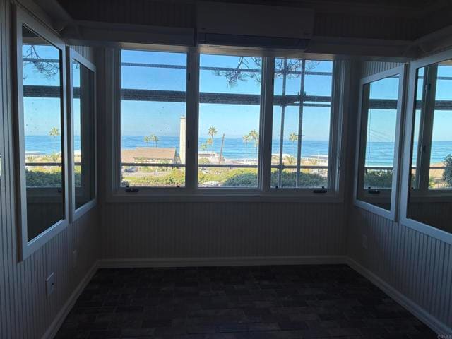 Building Photo - 1562 Camino Del Mar