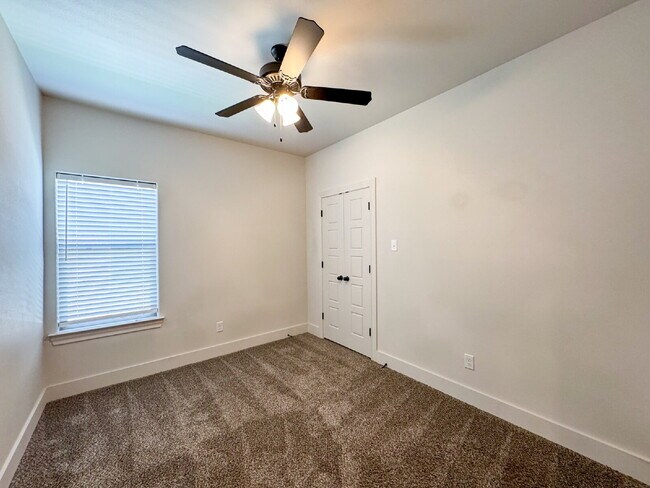 Building Photo - 3-bedroom in Cooper ISD!