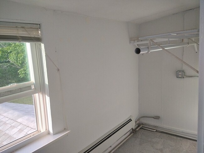 Building Photo - 151 Canton St