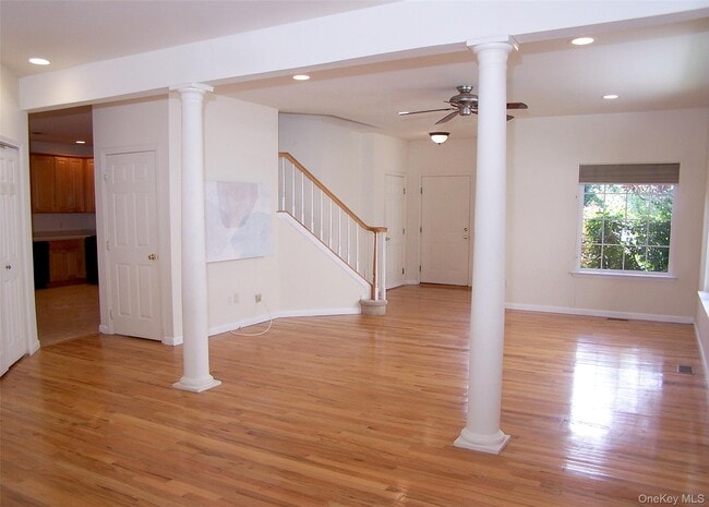 Building Photo - 63 Sunflower Ridge Rd