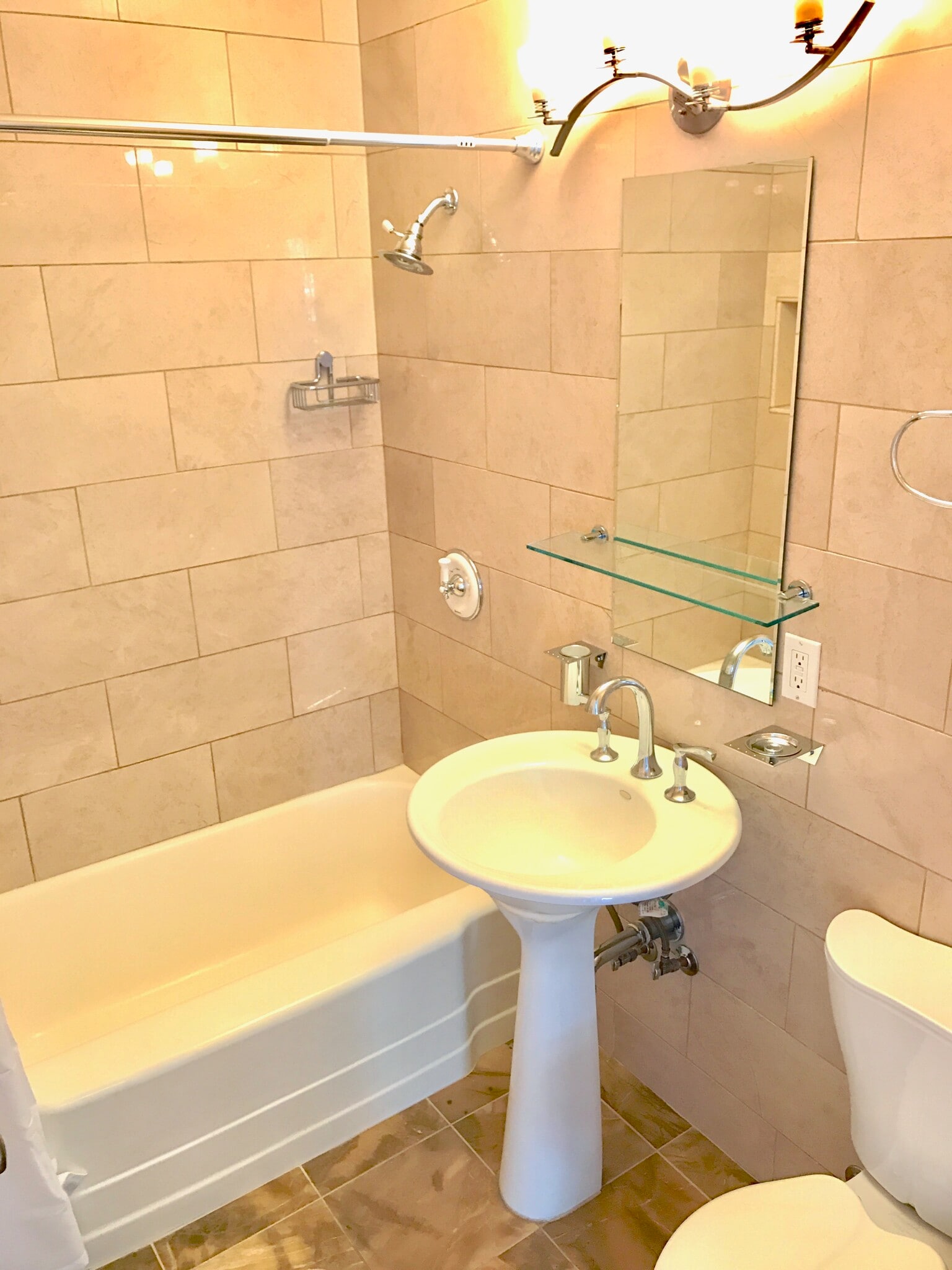 Building Photo - 17418 Califa St