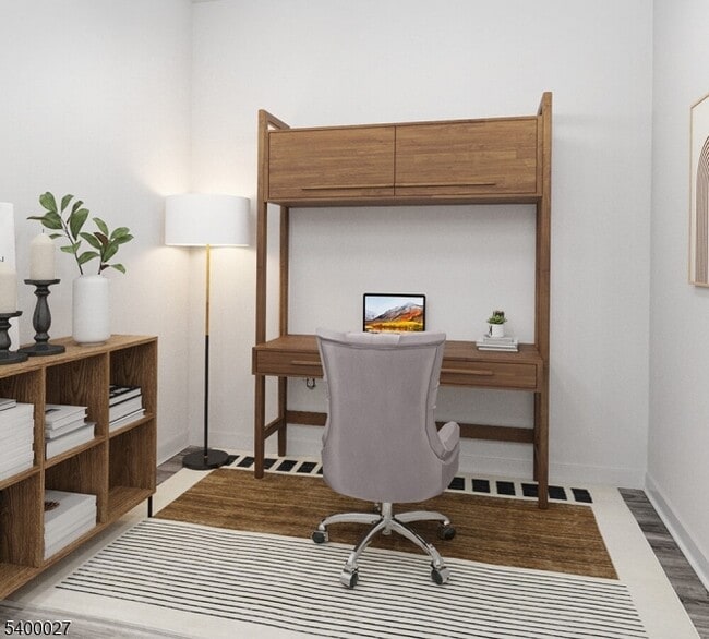 Building Photo - 9-9u-1 Hellers Ln