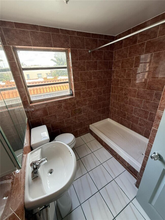 Building Photo - 1880 SW 9th St